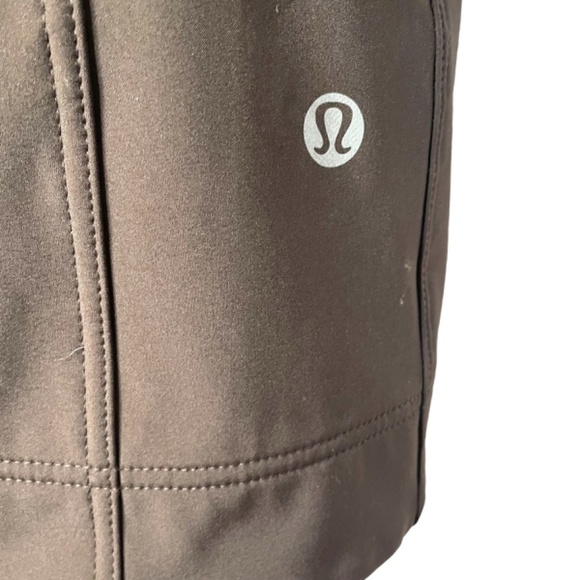 Lululemon Apres Yoga Rain Coat Jacket  🤍 - Picture 12 of 14